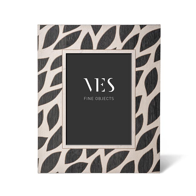 VES porta foto moderni in legno inciso fatti in italia