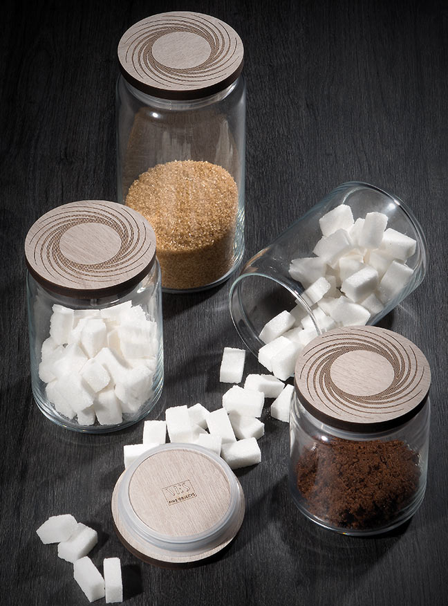 Barattoli in vetro con tappo in legno inciso decorato made in italy VES