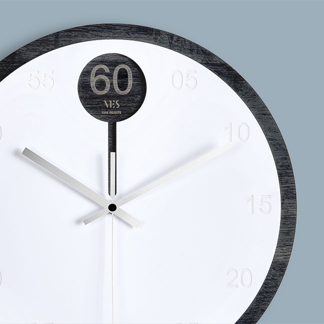 VES Fine Objects orologio design moderno rotondo da parete in Krion K-Life fatto in Italia