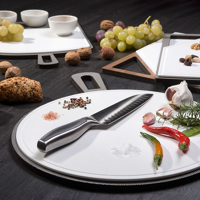 VES taglieri design moderni in Krion K-Life e base in legno inciso made in italy